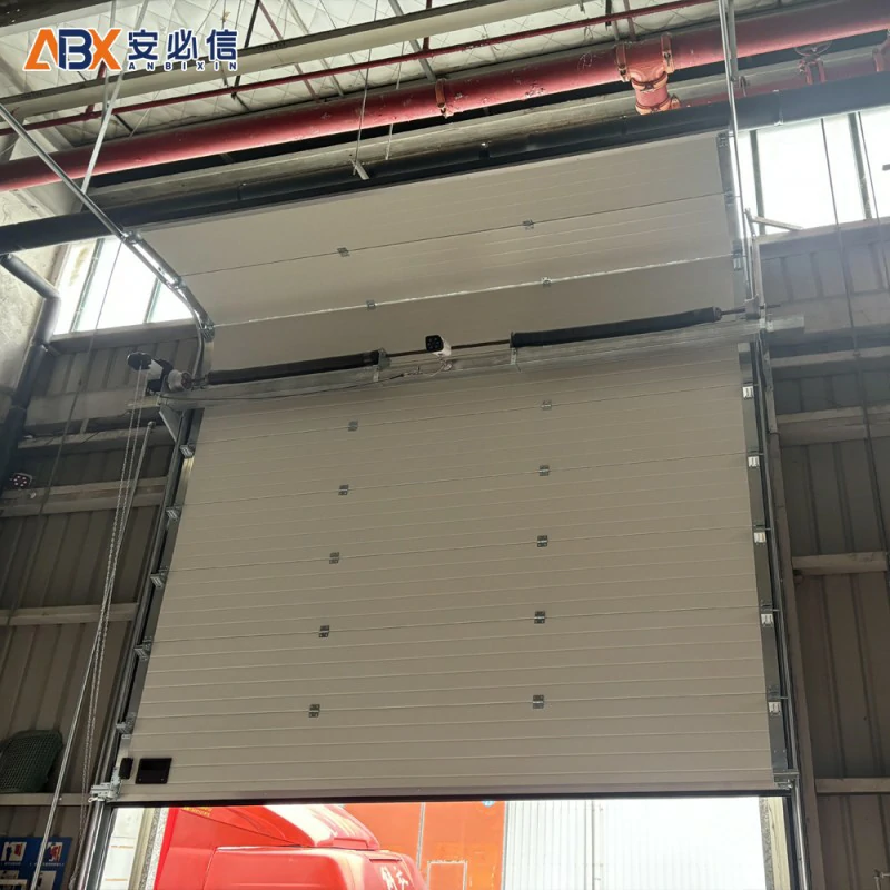 珠海铝板滑升门